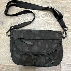 Lululemon All Night Festival Bag 5L